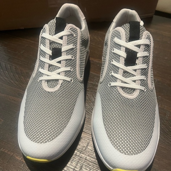 NIB / Vince Camuto Men's Emmitt Mesh Sneaker/ Color: White/Nimbus - Picture 1 of 6